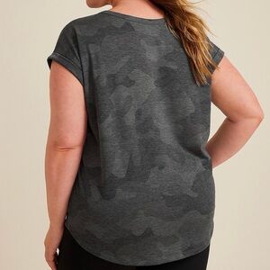 Maurices Charcoal Camo Short Sleeve Tee